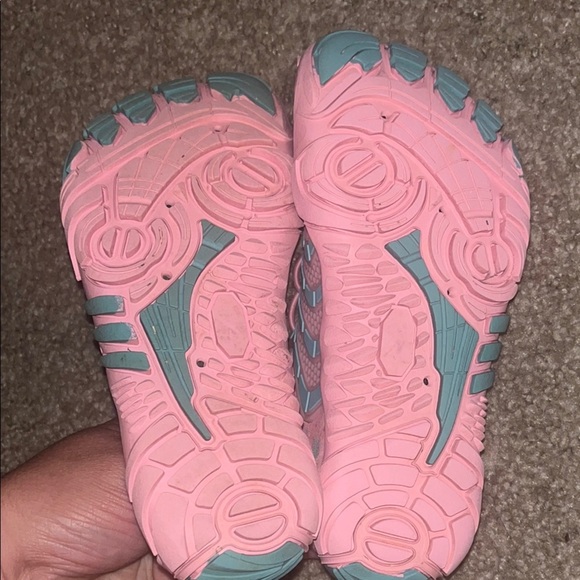Pink and Blue Water Shoes with Breathable Mesh - Picture 4 of 4